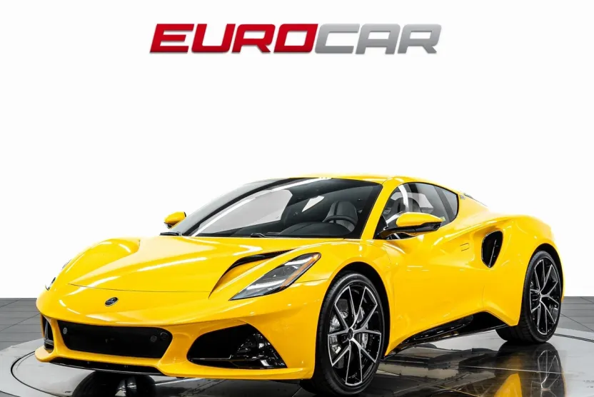 2025 Lotus Emira Base photo 1