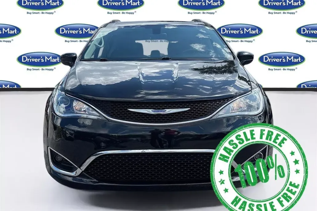2018 Chrysler Pacifica Touring Plus photo 1