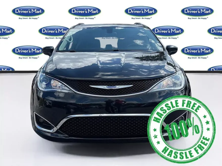 2018 Chrysler Pacifica Touring Plus photo 1