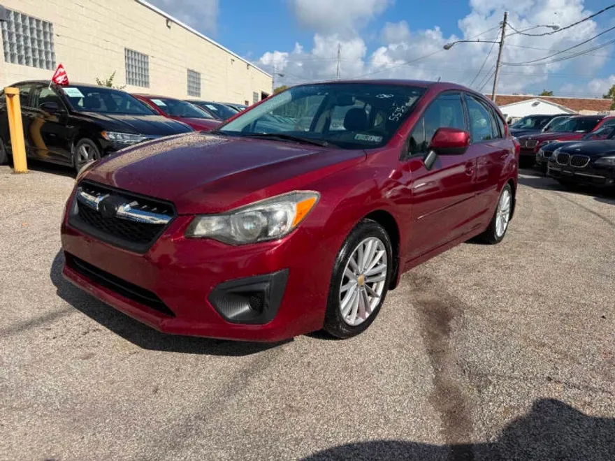 2012 Subaru Impreza 2.0i Premium photo 1