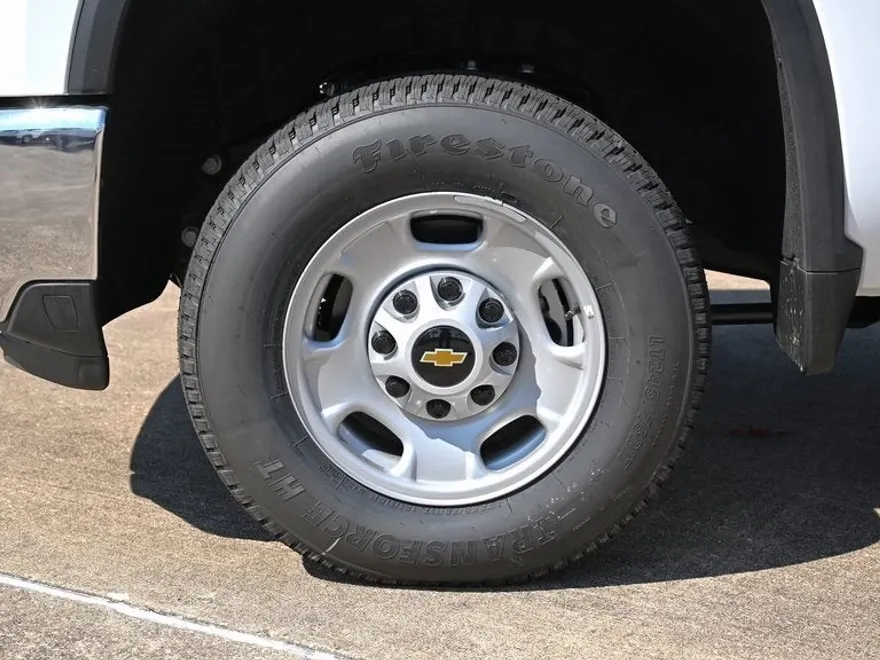 2025 Chevrolet Silverado 2500HD photo 1