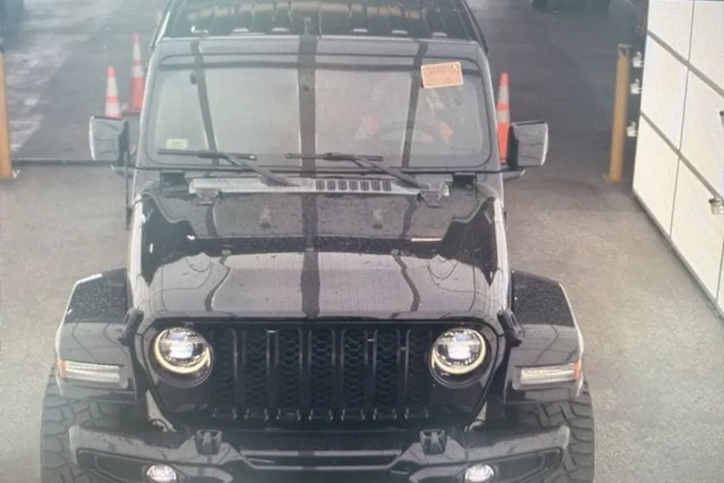 2021 Jeep Gladiator High Altitude photo 1