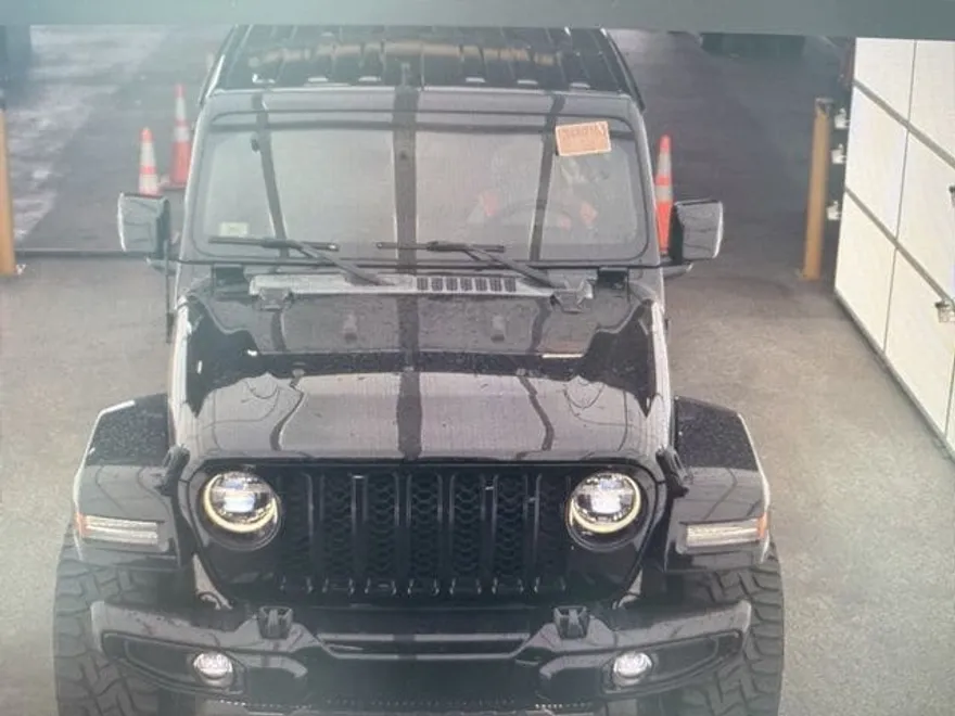 2021 Jeep Gladiator High Altitude photo 1