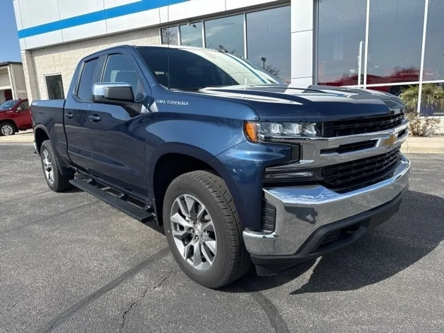 2022 Chevrolet Silverado 1500 photo 1