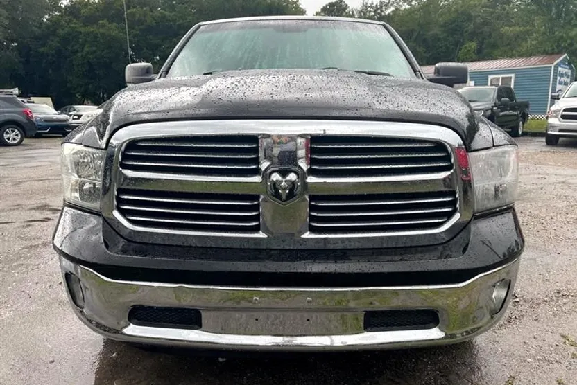 2014 Ram 1500 SLT photo 1