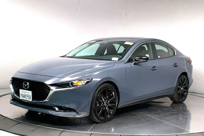 2022 Mazda Mazda3 Sedan Carbon photo 1
