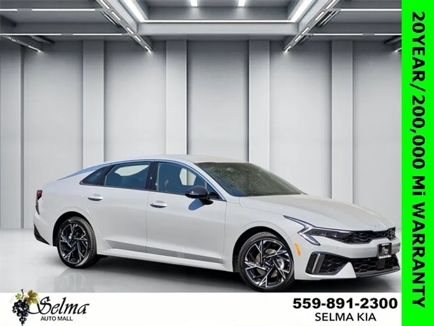 2026 Kia K5 GT-Line photo 1
