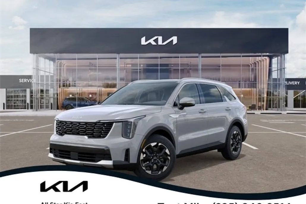 2025 Kia Sorento S photo 1