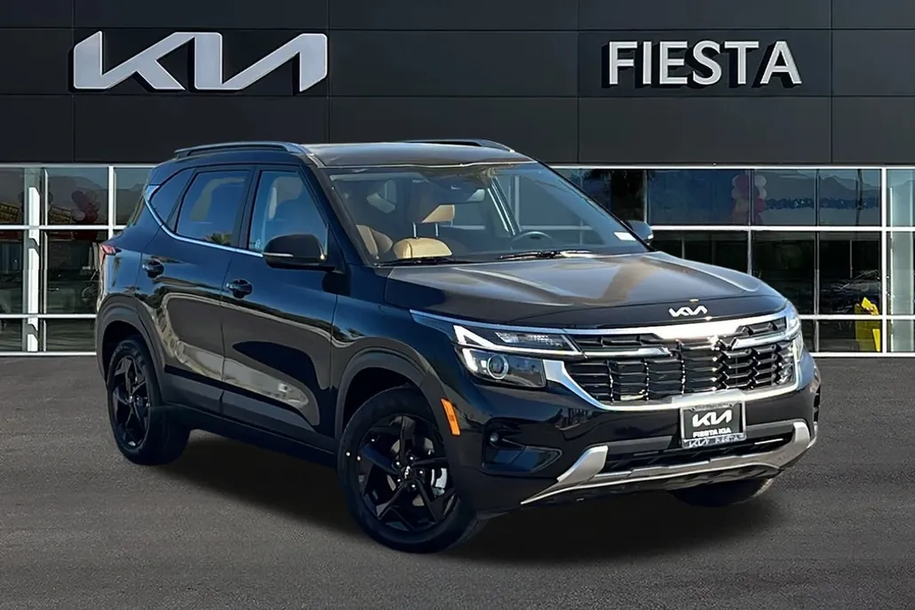 2026 Kia Seltos EX photo 1