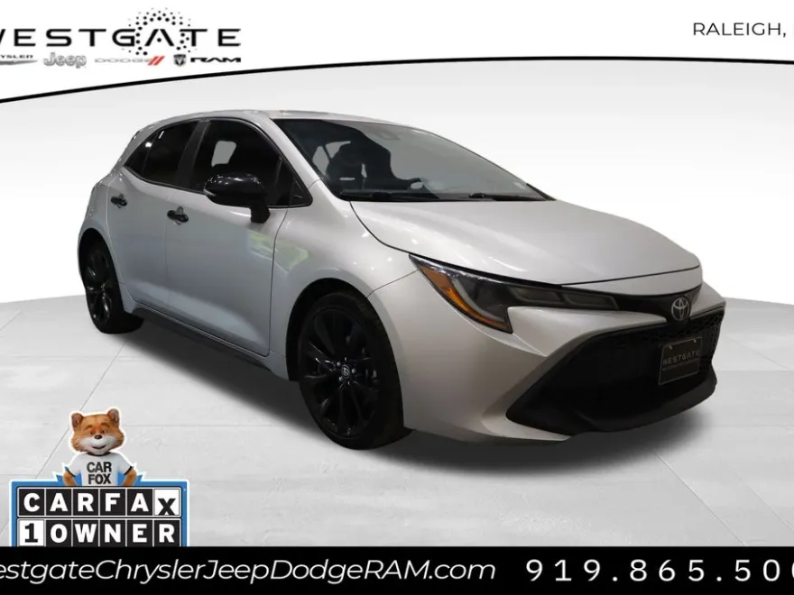 2020 Toyota Corolla SE Nightshade Edition photo 1