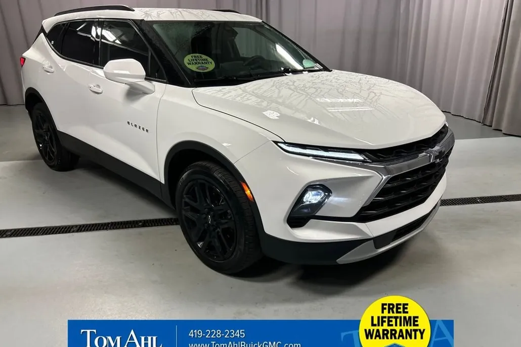2024 Chevrolet Blazer 2LT photo 1