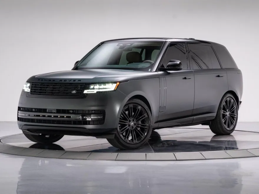 2025 Land Rover Range Rover SE photo 1