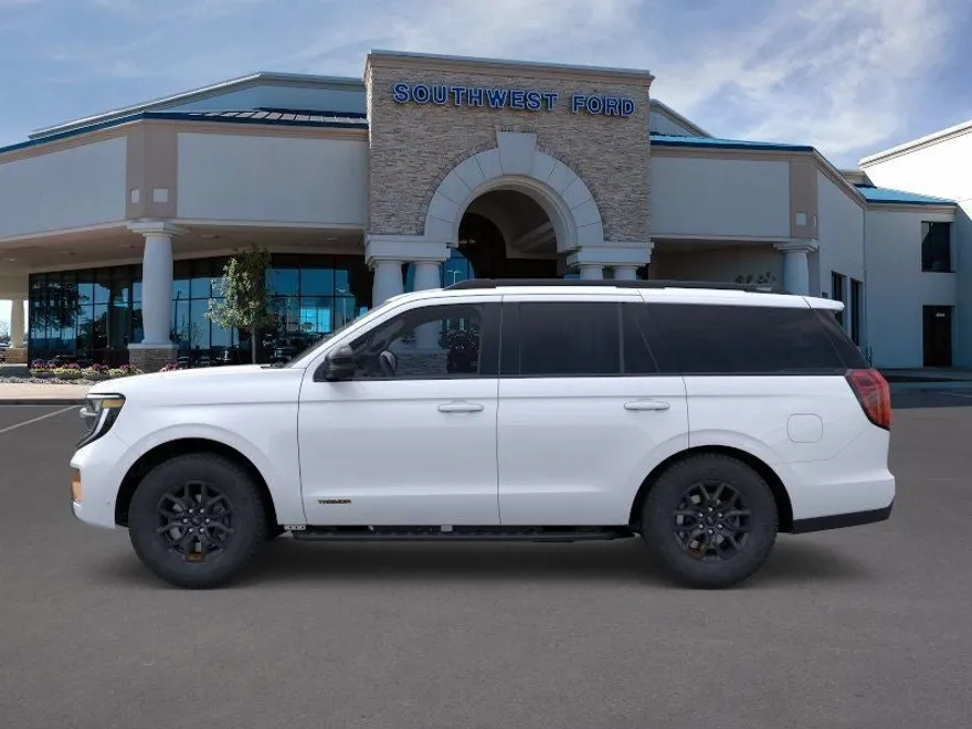 2025 Ford Expedition photo 1
