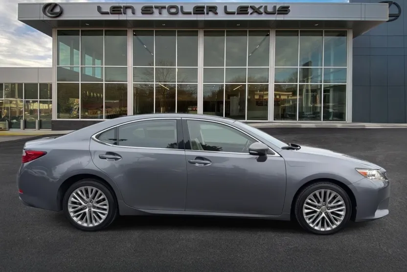 2015 Lexus ES 350 photo 1