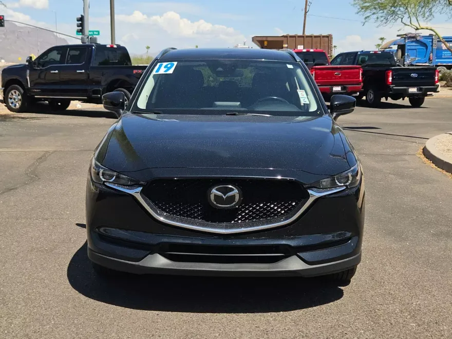 2019 Mazda CX-5 Touring photo 1