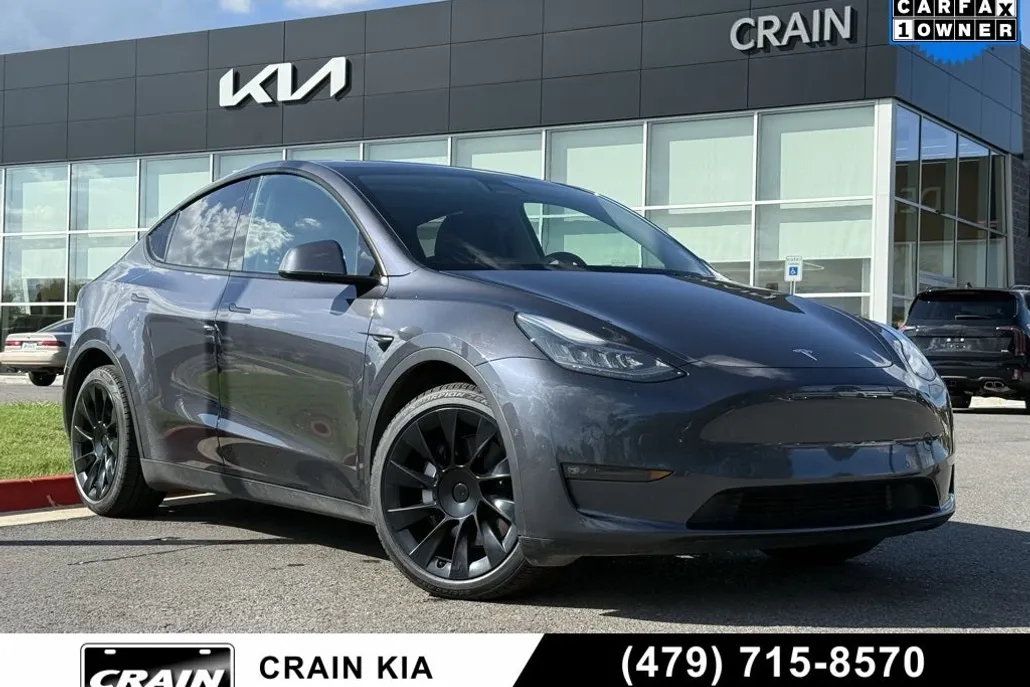 2021 Tesla Model Y Long Range photo 1