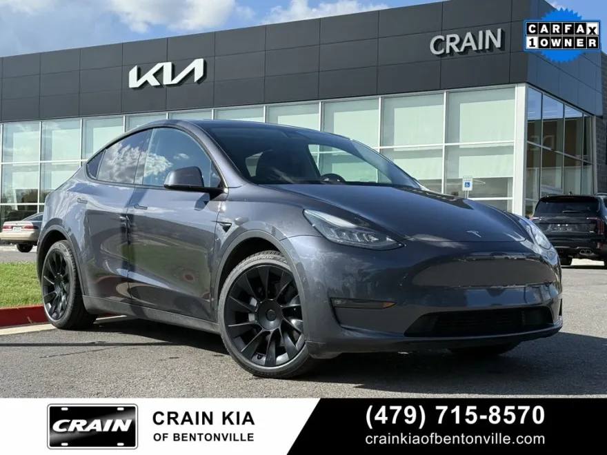 2021 Tesla Model Y Long Range photo 1