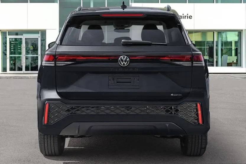 2025 Volkswagen Tiguan SE R-Line Black photo 1
