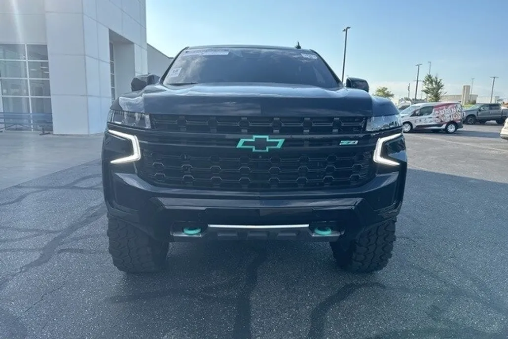 2024 Chevrolet Tahoe Z71 photo 1