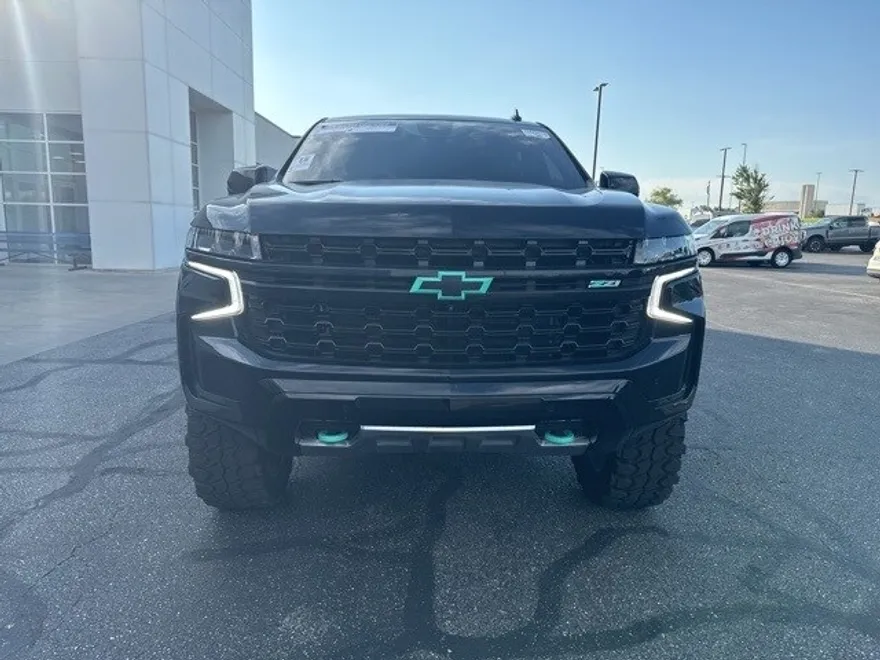 2024 Chevrolet Tahoe Z71 photo 1