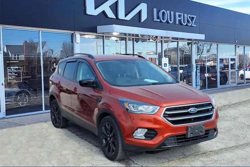 2019 Ford Escape SE photo 1