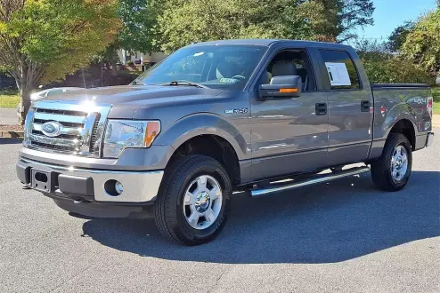 2012 Ford F-150 XLT photo 2
