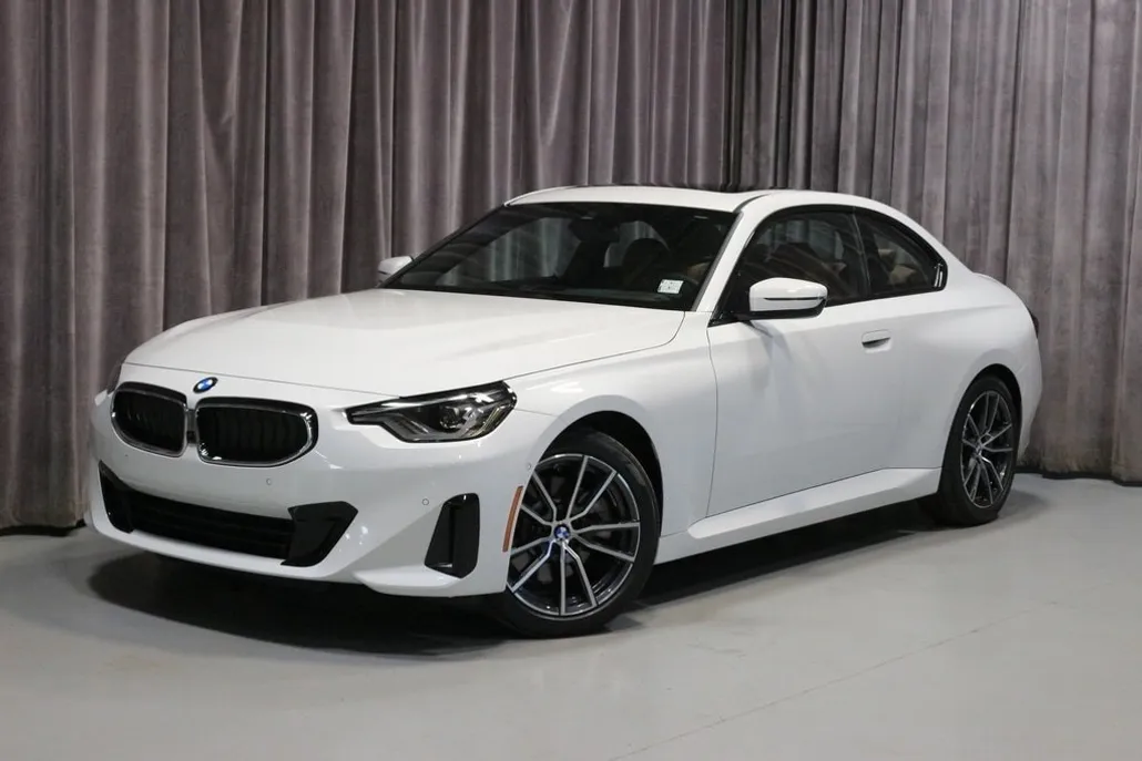 2024 Bmw 230i xDrive Coupe photo 1