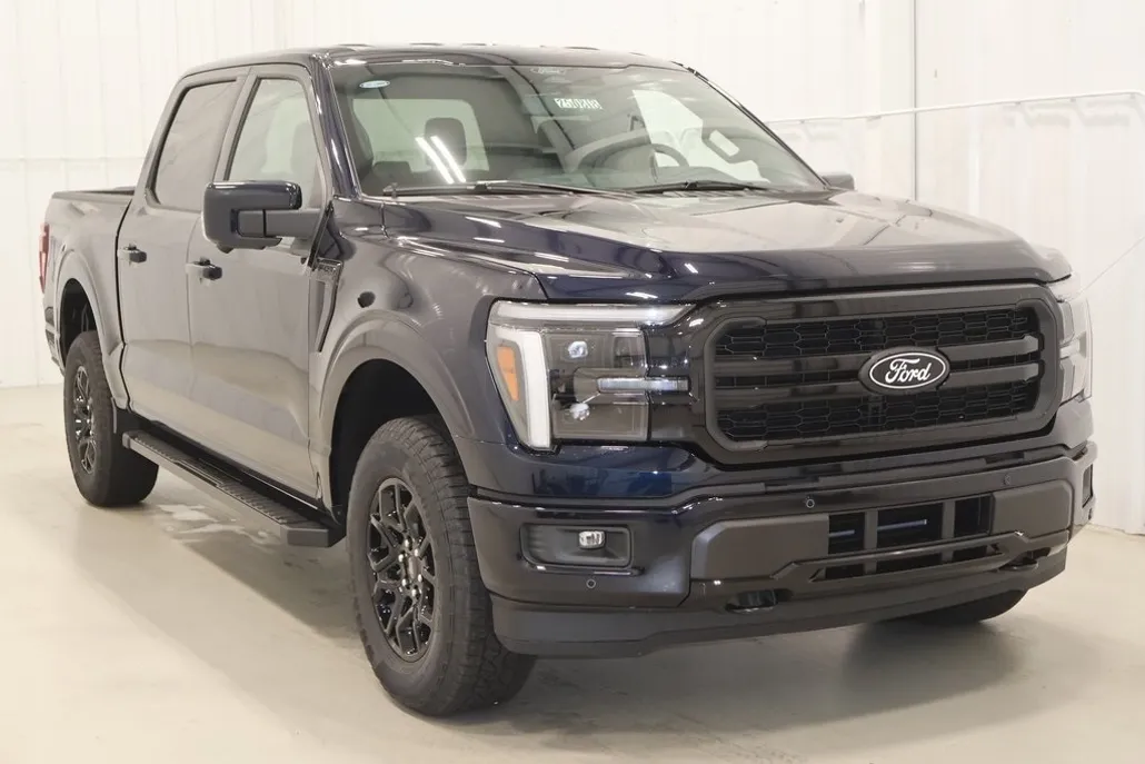 2025 Ford F-150 Lariat photo 1