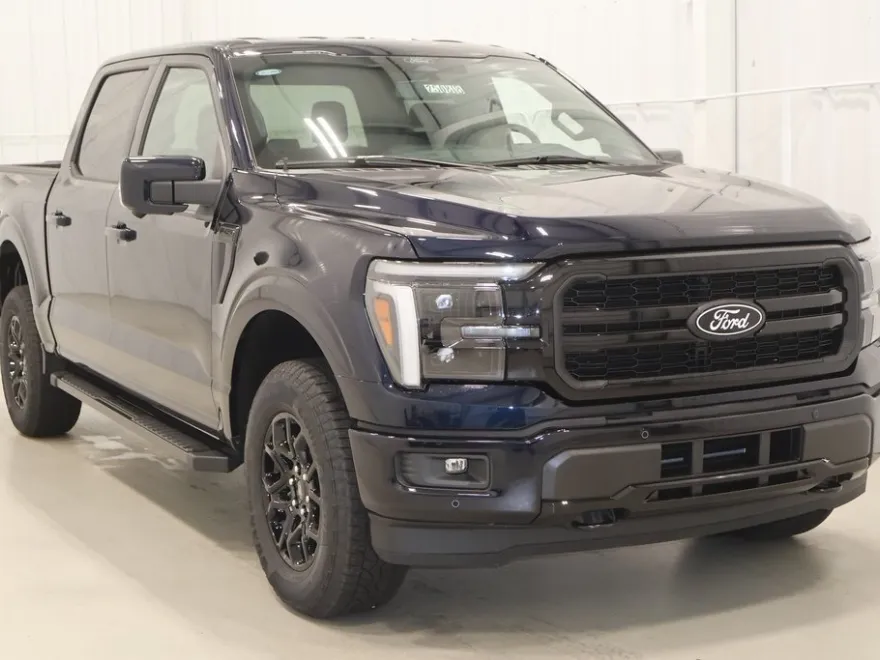 2025 Ford F-150 Lariat photo 1