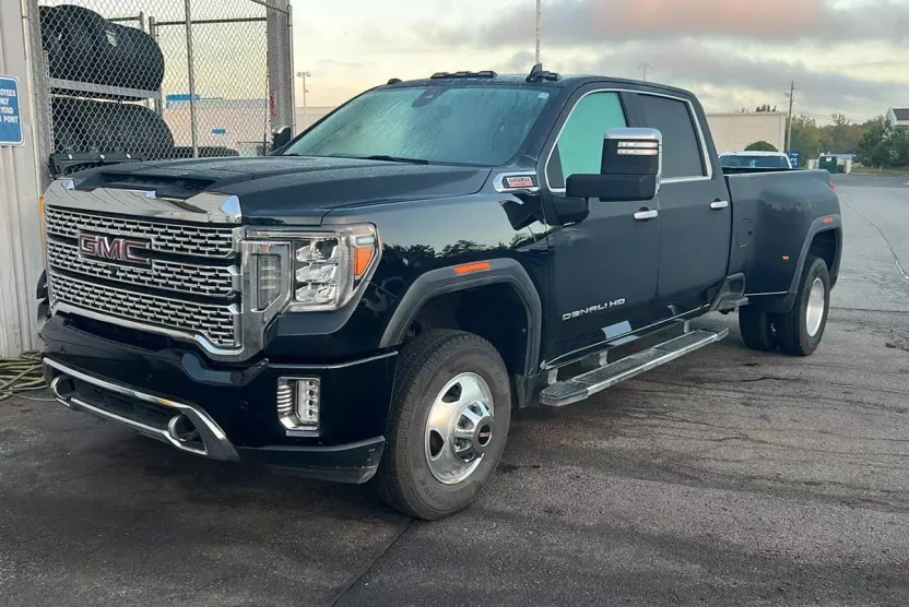 2022 Gmc Sierra 3500 HD Denali photo 1