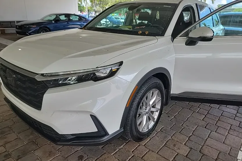 2023 Honda CR-V EX photo 1
