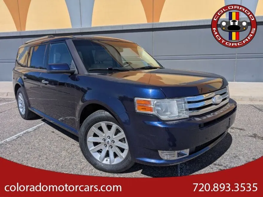 2011 Ford Flex SEL photo 1