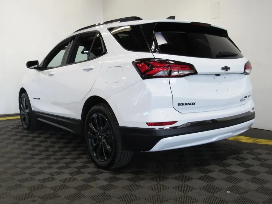 2022 Chevrolet Equinox RS photo 1