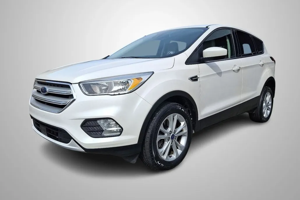 2019 Ford Escape SE photo 1