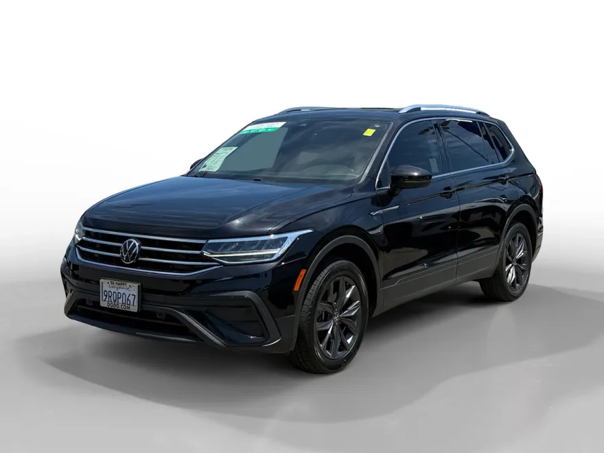 2022 Volkswagen Tiguan SE photo 1