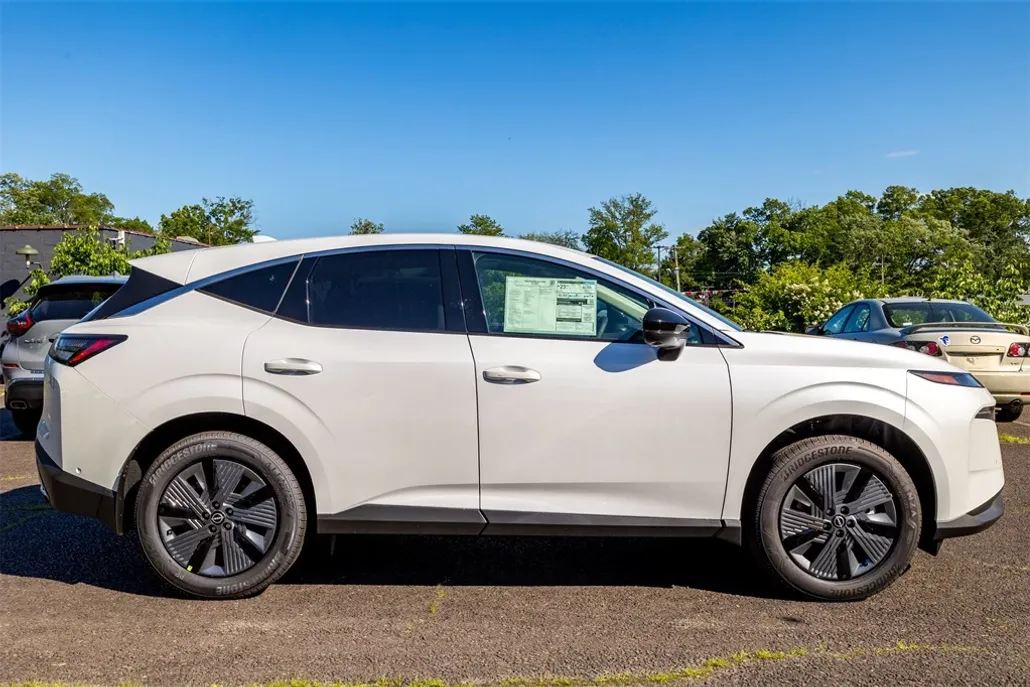 2025 Nissan Murano SL photo 1
