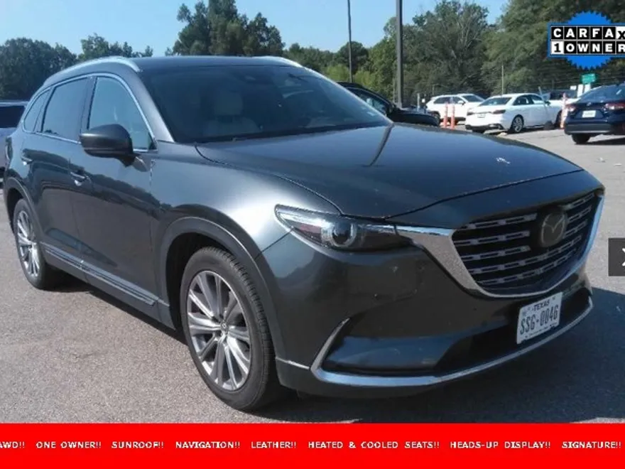 2023 Mazda CX-9 Signature photo 1