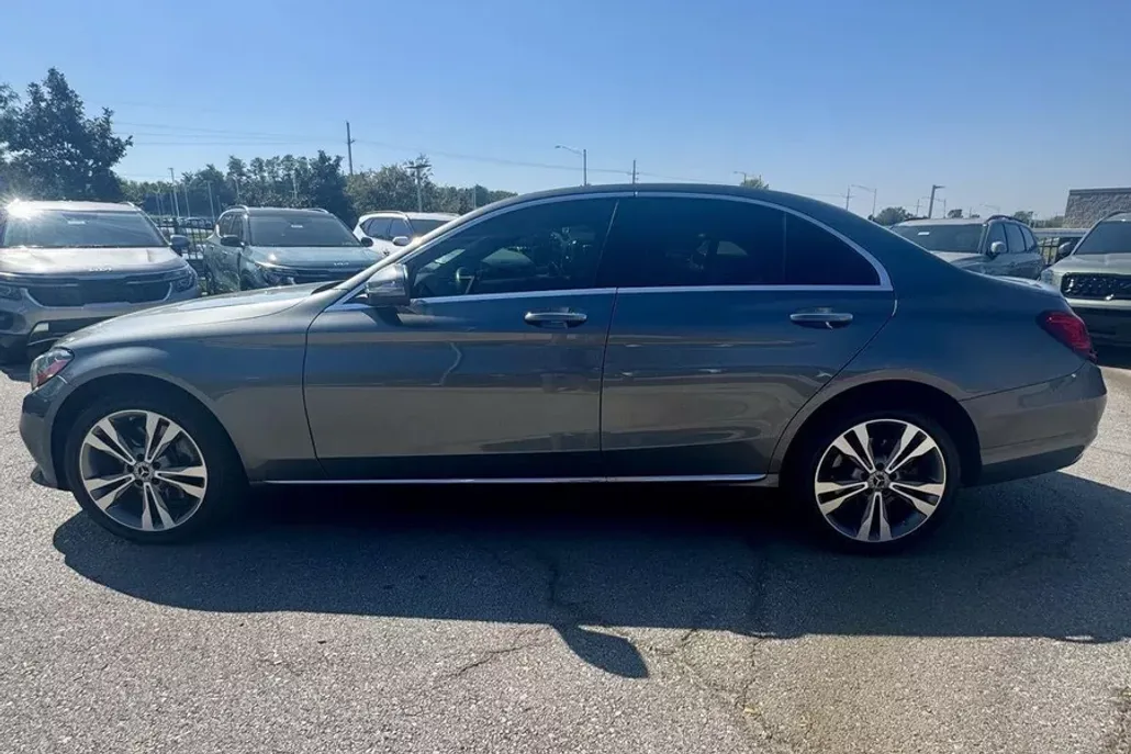 2021 Mercedes Benz C 300 photo 1