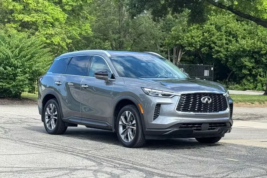 2024 Infiniti QX60 Luxe photo 1