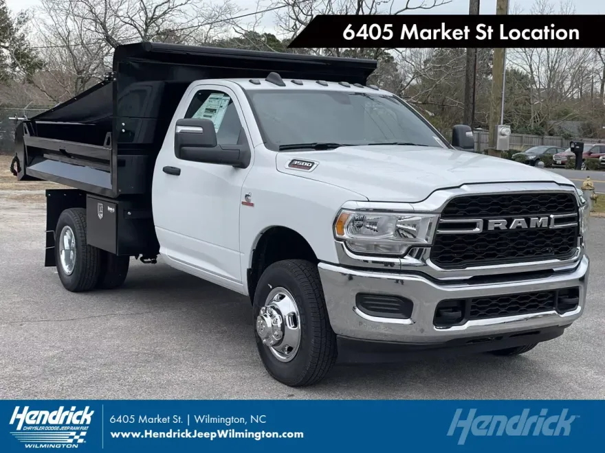 2024 Ram 3500 Tradesman photo 1