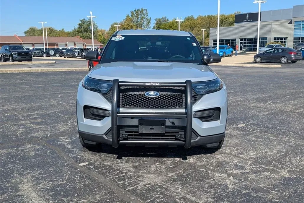 2020 Ford Explorer photo 1
