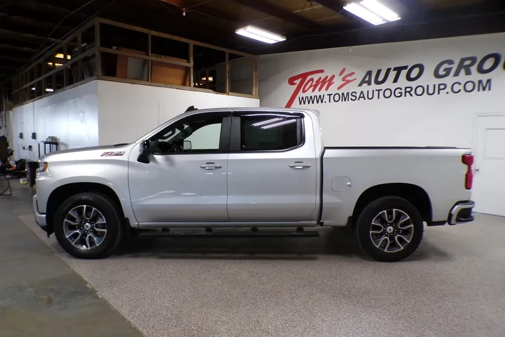 2020 Chevrolet Silverado 1500 RST photo 1