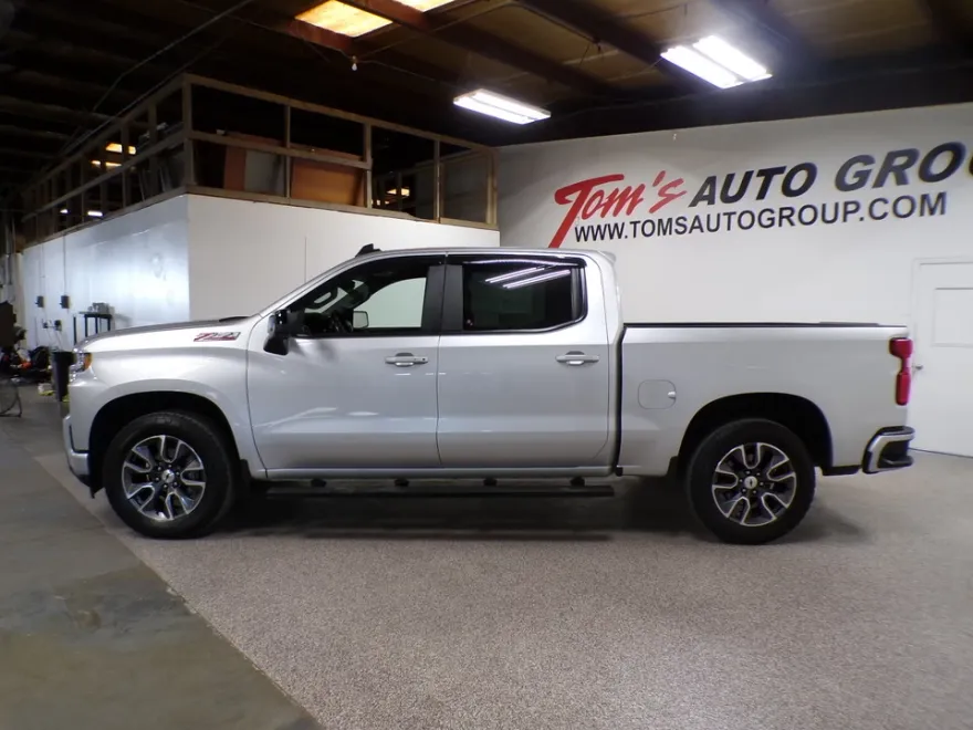 2020 Chevrolet Silverado 1500 RST photo 1