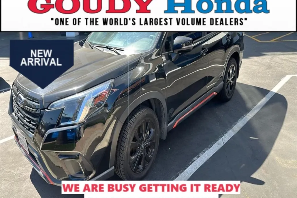 2022 Subaru Forester Sport photo 1