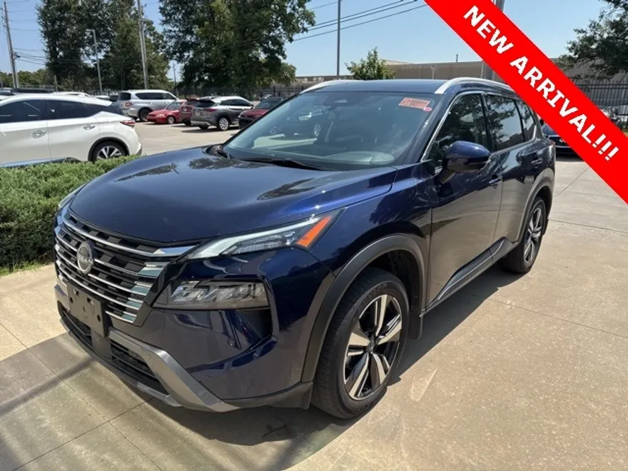 2024 Nissan Rogue SL photo 1