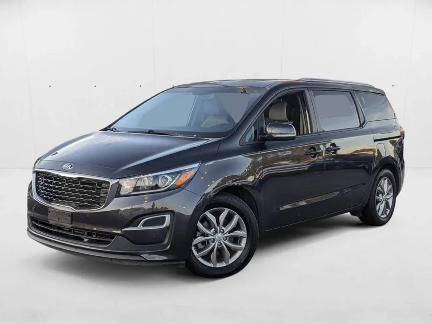 2019 Kia Sedona EX photo 1