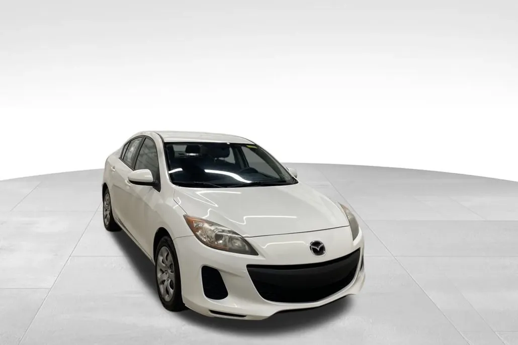 2012 Mazda Mazda3 i Sport photo 1
