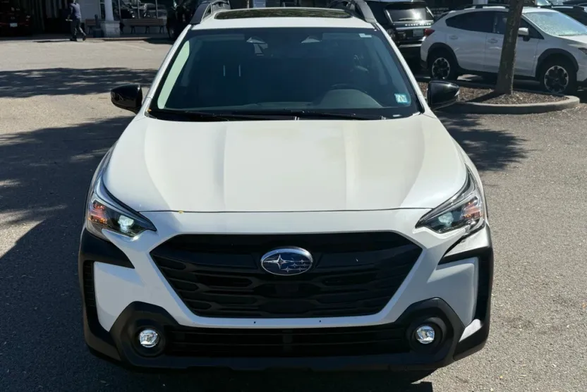 2023 Subaru Outback Onyx Edition photo 1