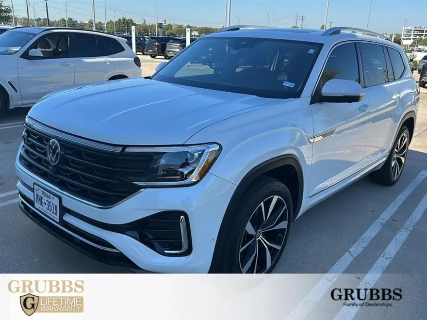 2024 Volkswagen Atlas SEL Premium R-Line photo 1
