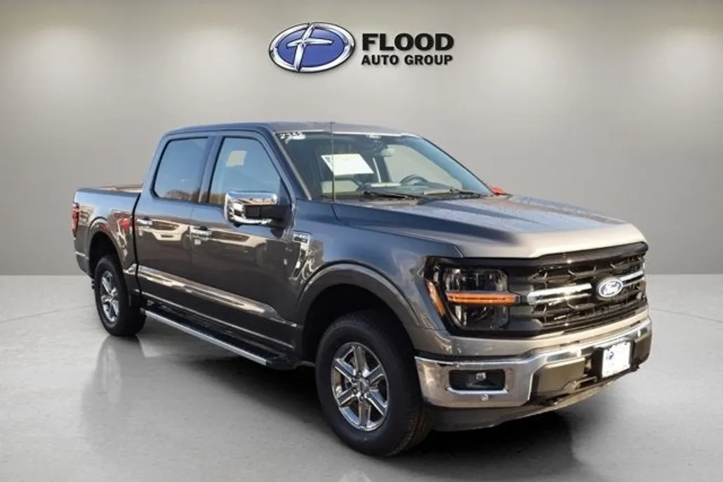 2025 Ford F-150 XLT photo 1